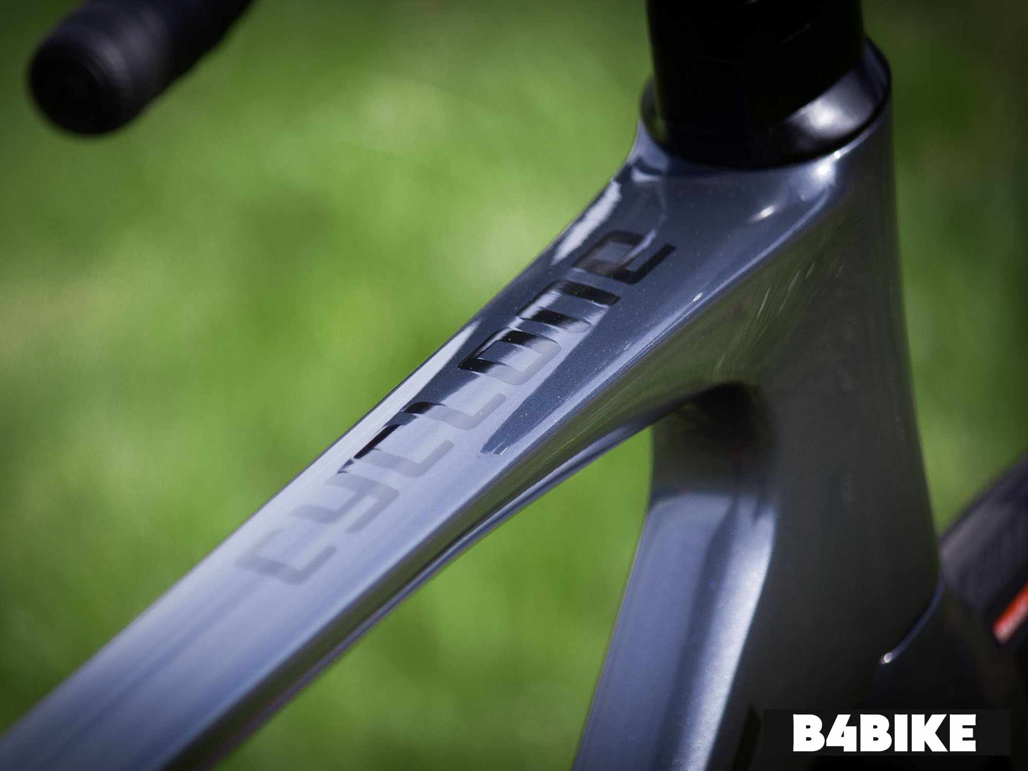 Accent Cyclone Disc Carbon 105
