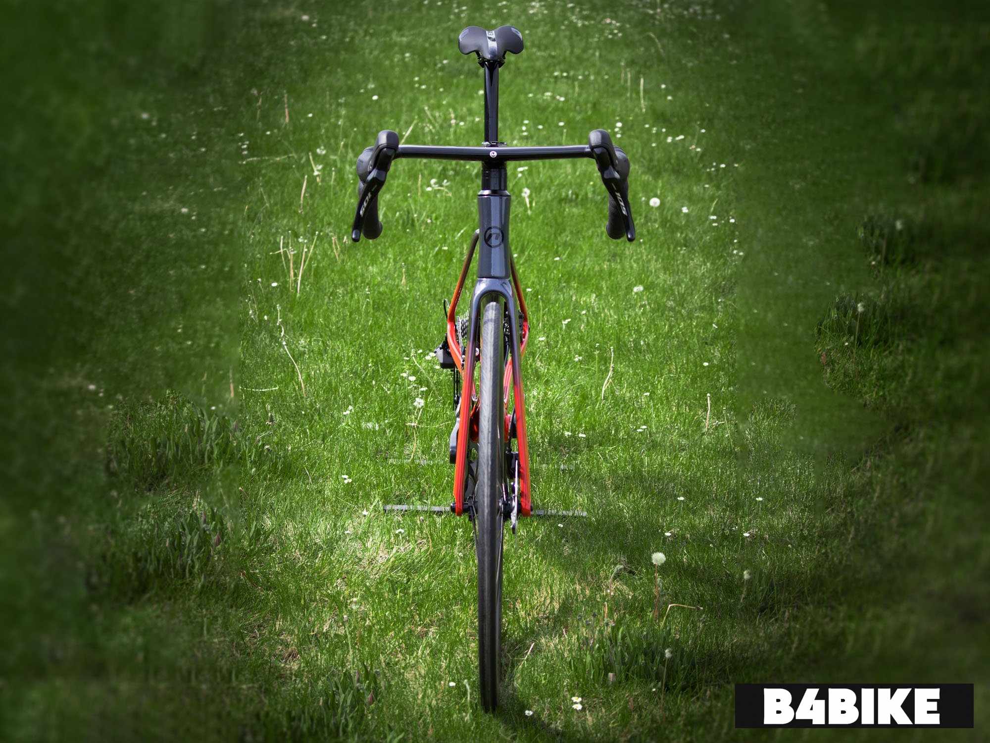 Accent Cyclone Disc Carbon 105