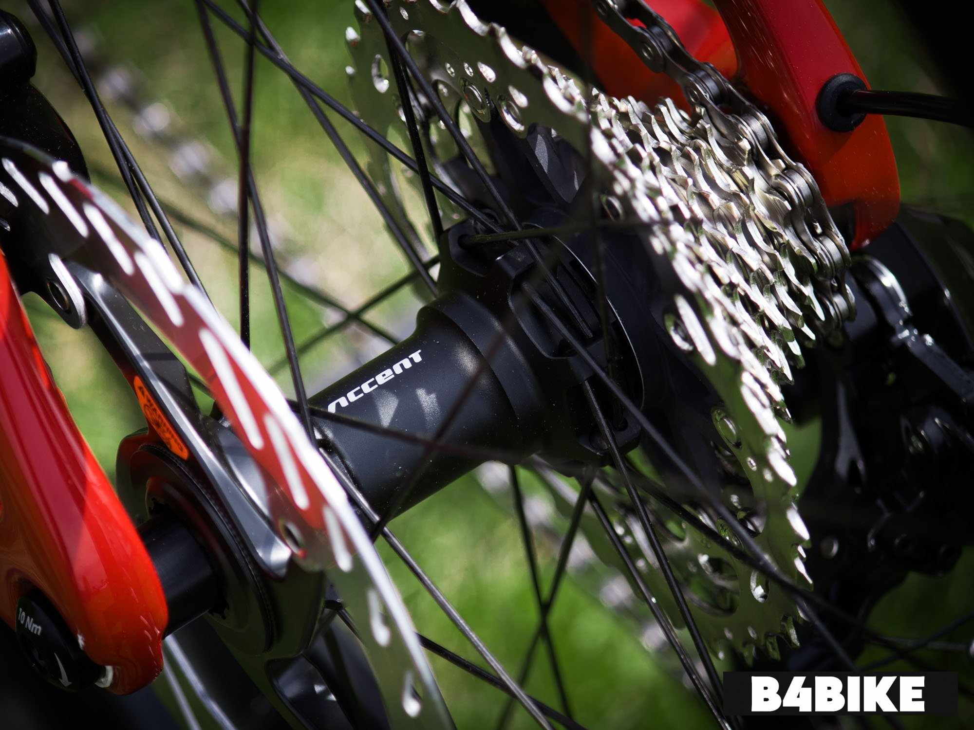 Accent Cyclone Disc Carbon 105