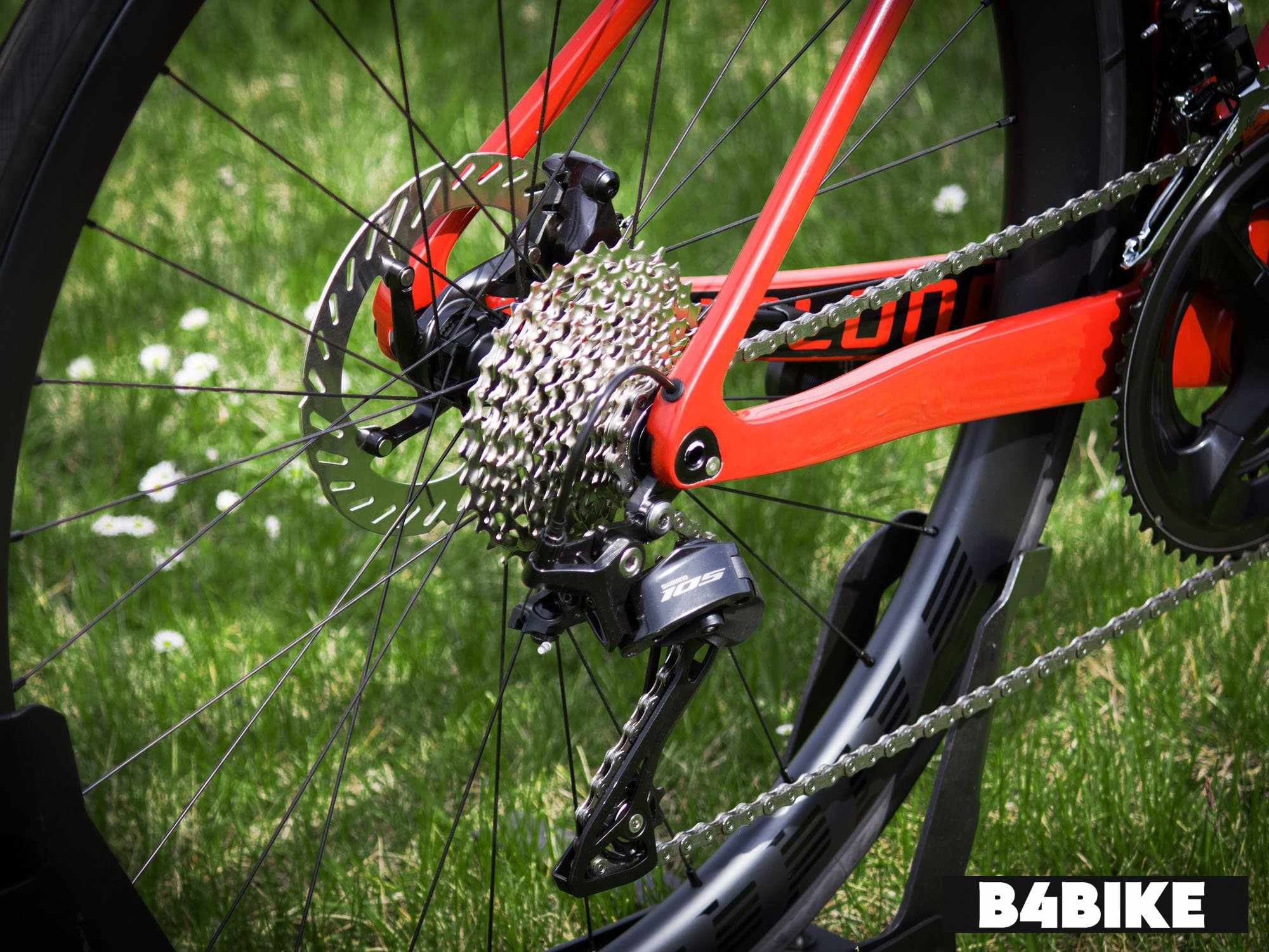 Accent Cyclone Disc Carbon 105