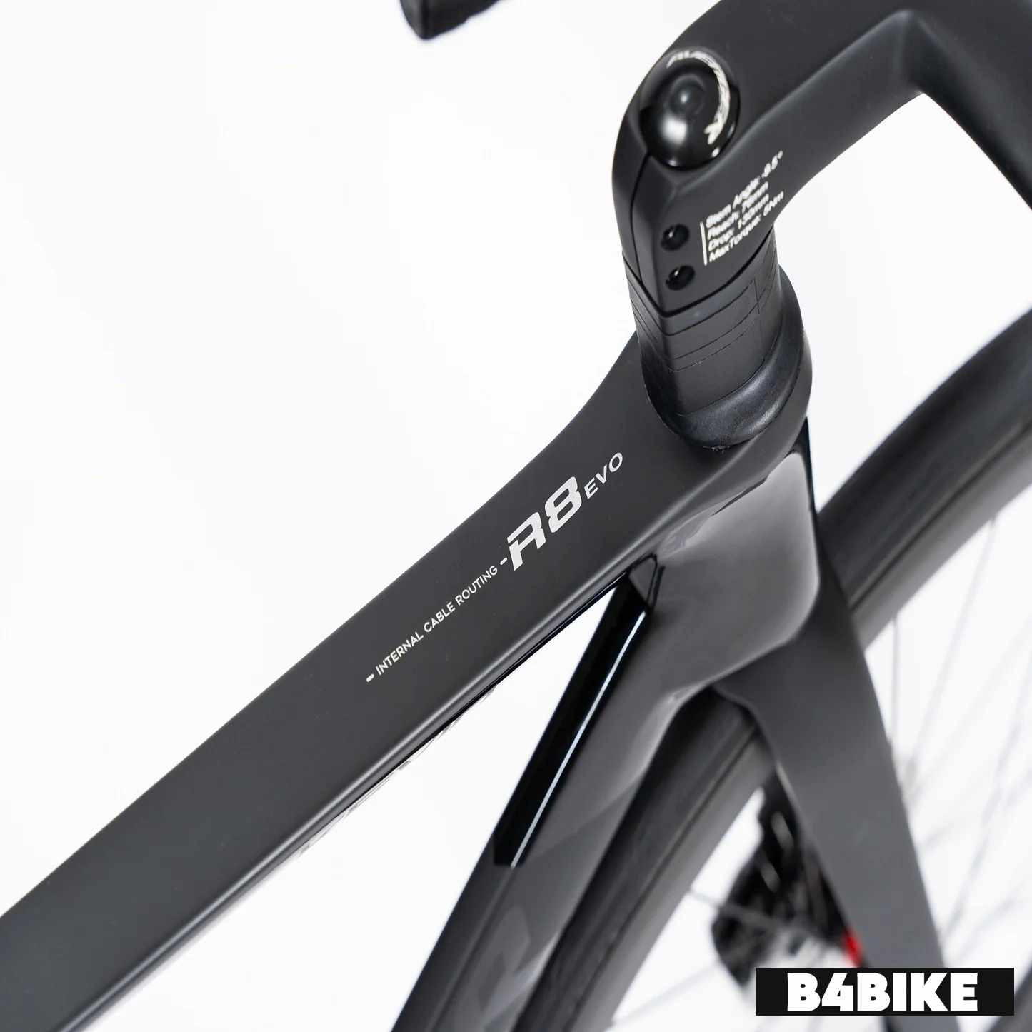 Avenger R8 Warrior