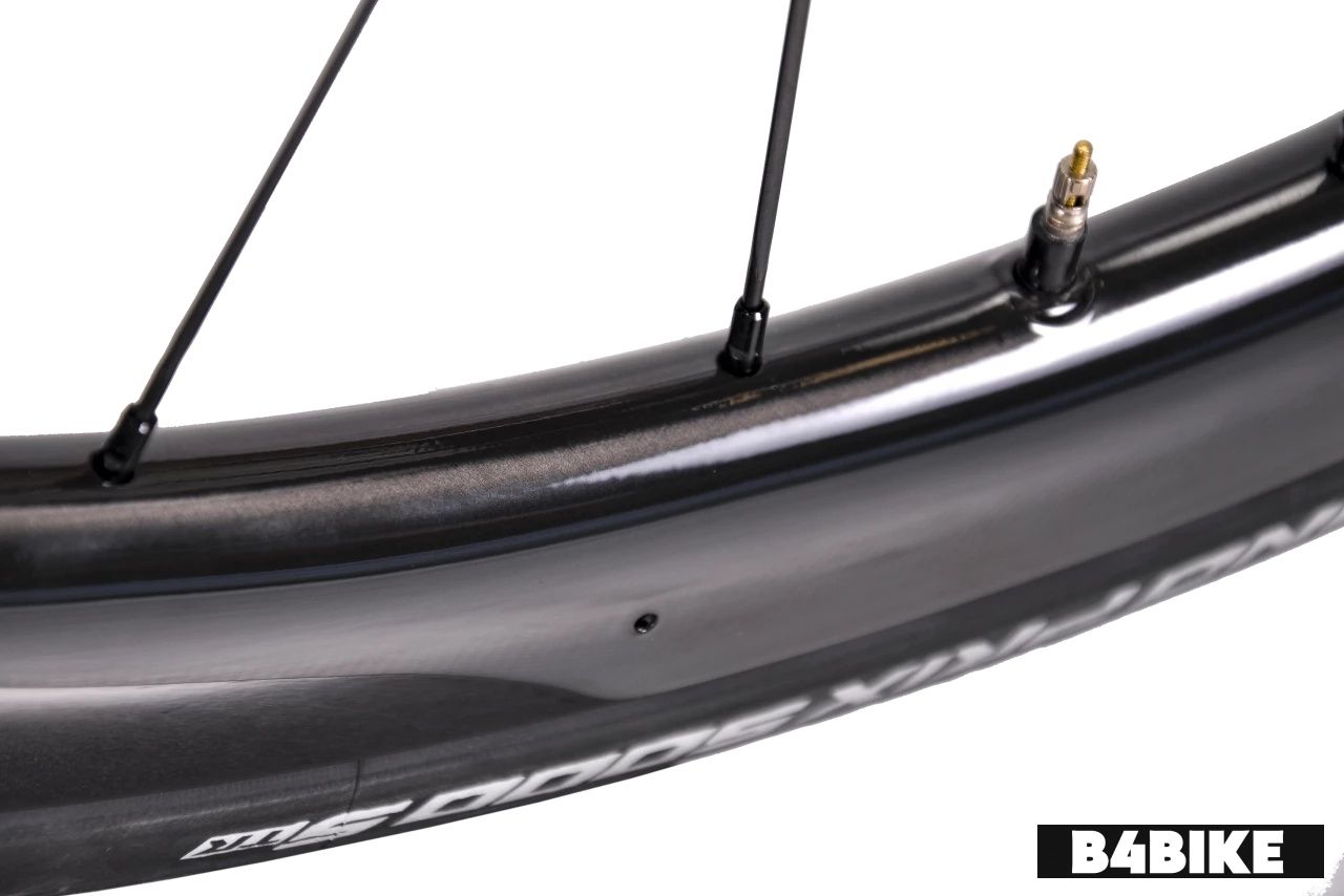 BENOTTI Blade EDR SRAM Rival eTap AXS