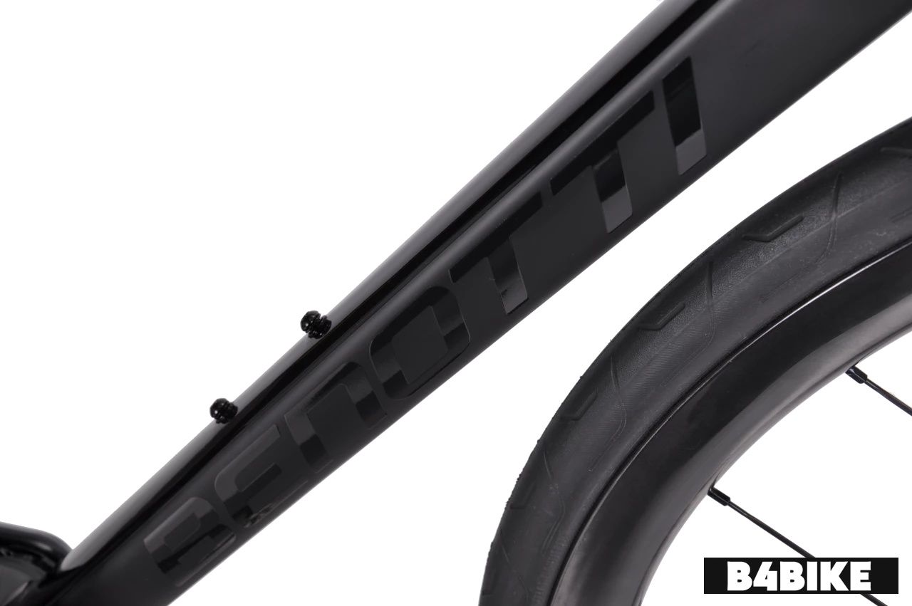 BENOTTI Blade EDR SRAM Rival eTap AXS