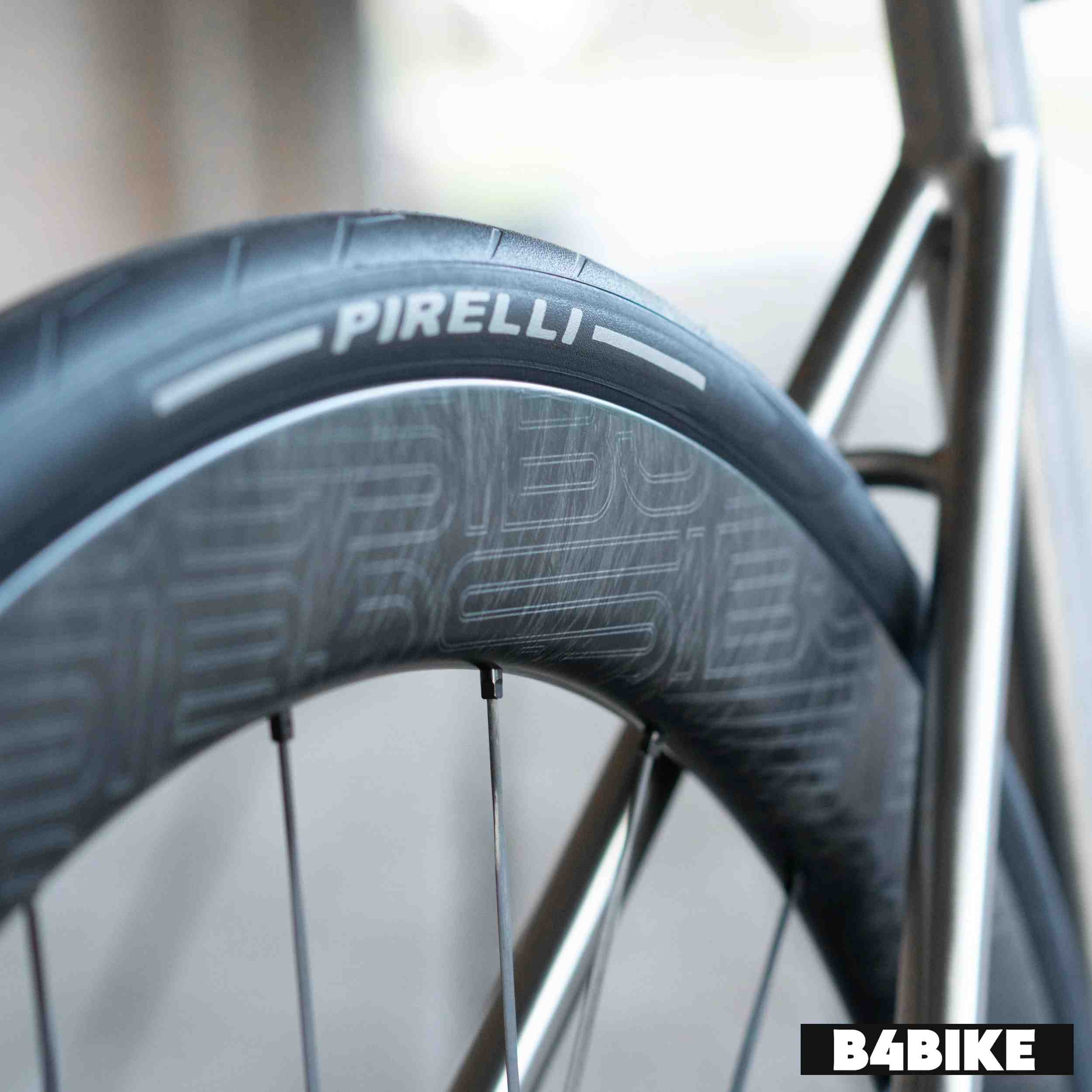 Bossi Strada Classic TItanium 105 Di2