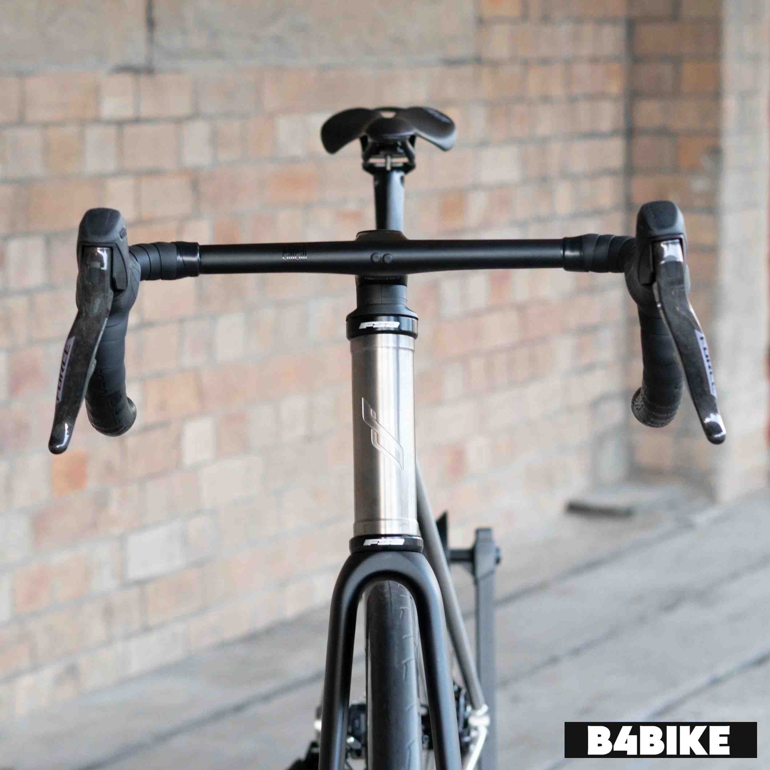 Bossi Strada Classic TItanium 105 Di2