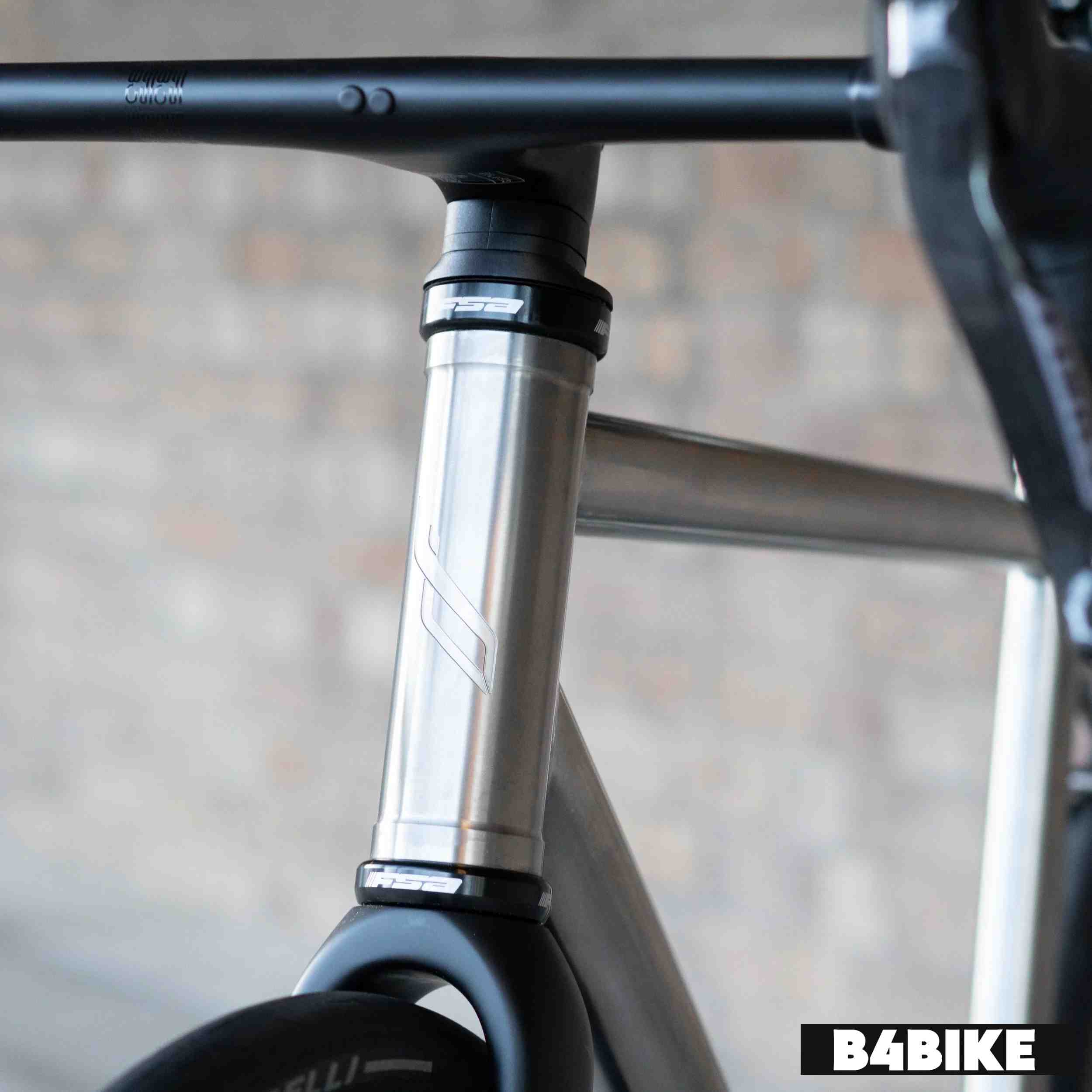 Bossi Strada Classic TItanium 105 Di2