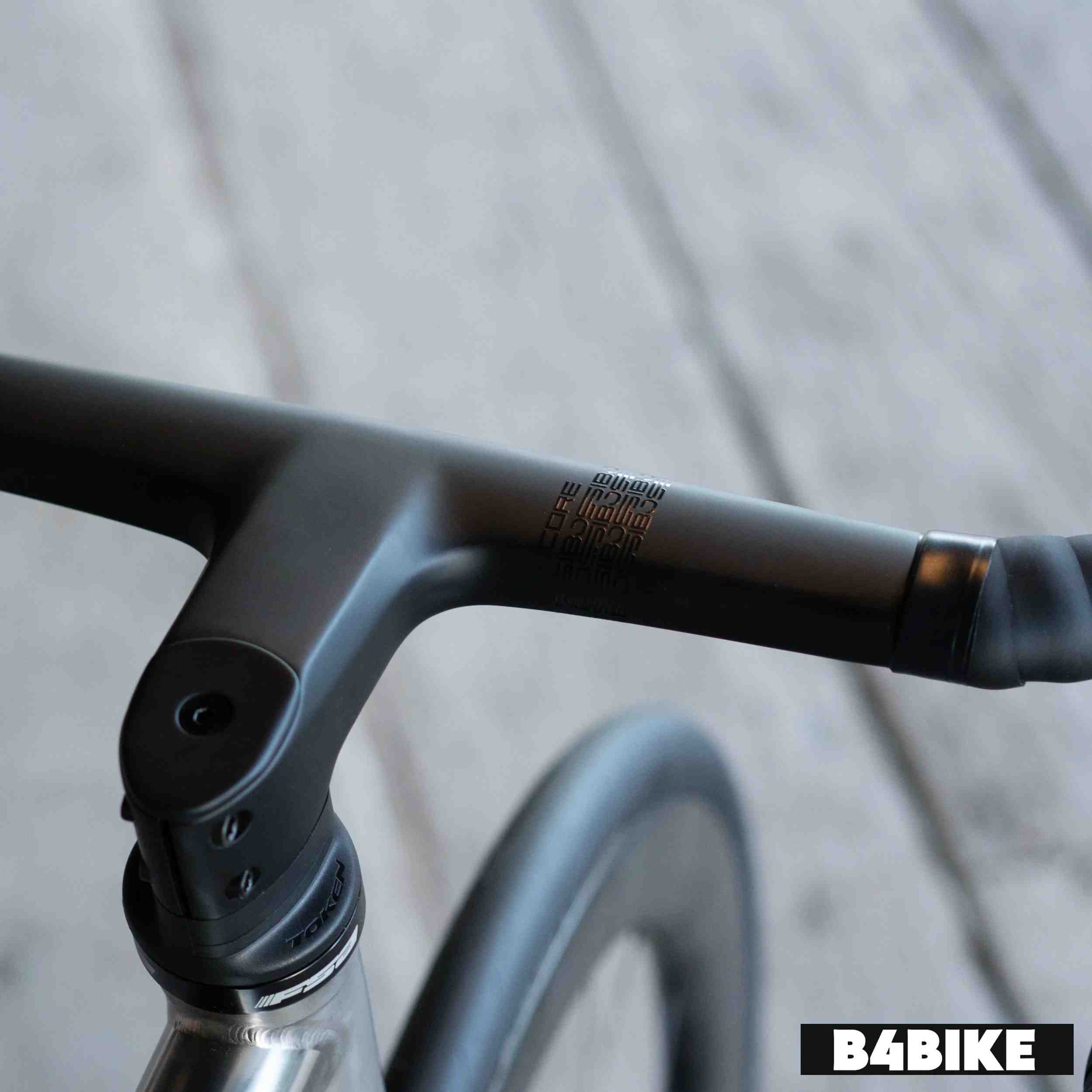 Bossi Strada Classic TItanium 105 Di2