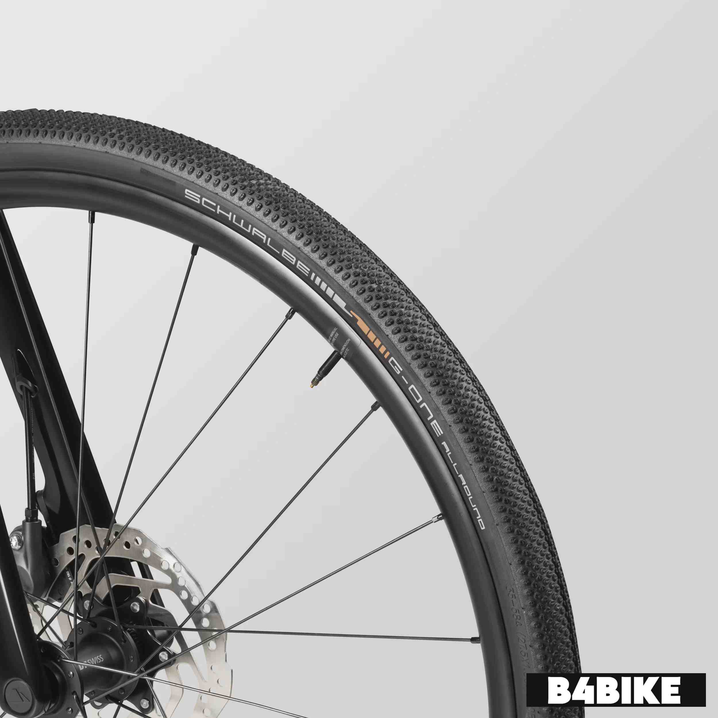 Canyon Ultimate CF Young Hero