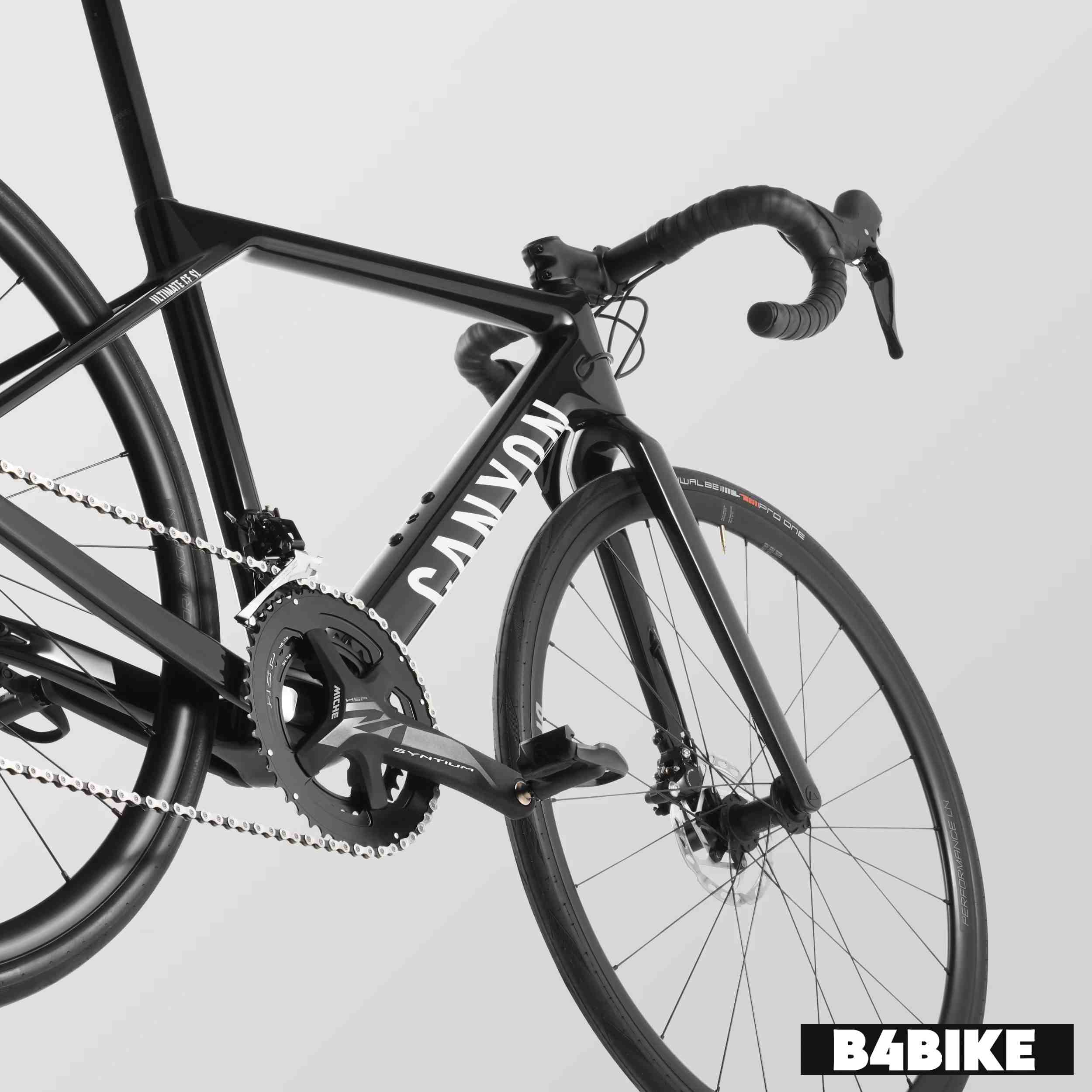 Canyon Ultimate CF Young Hero