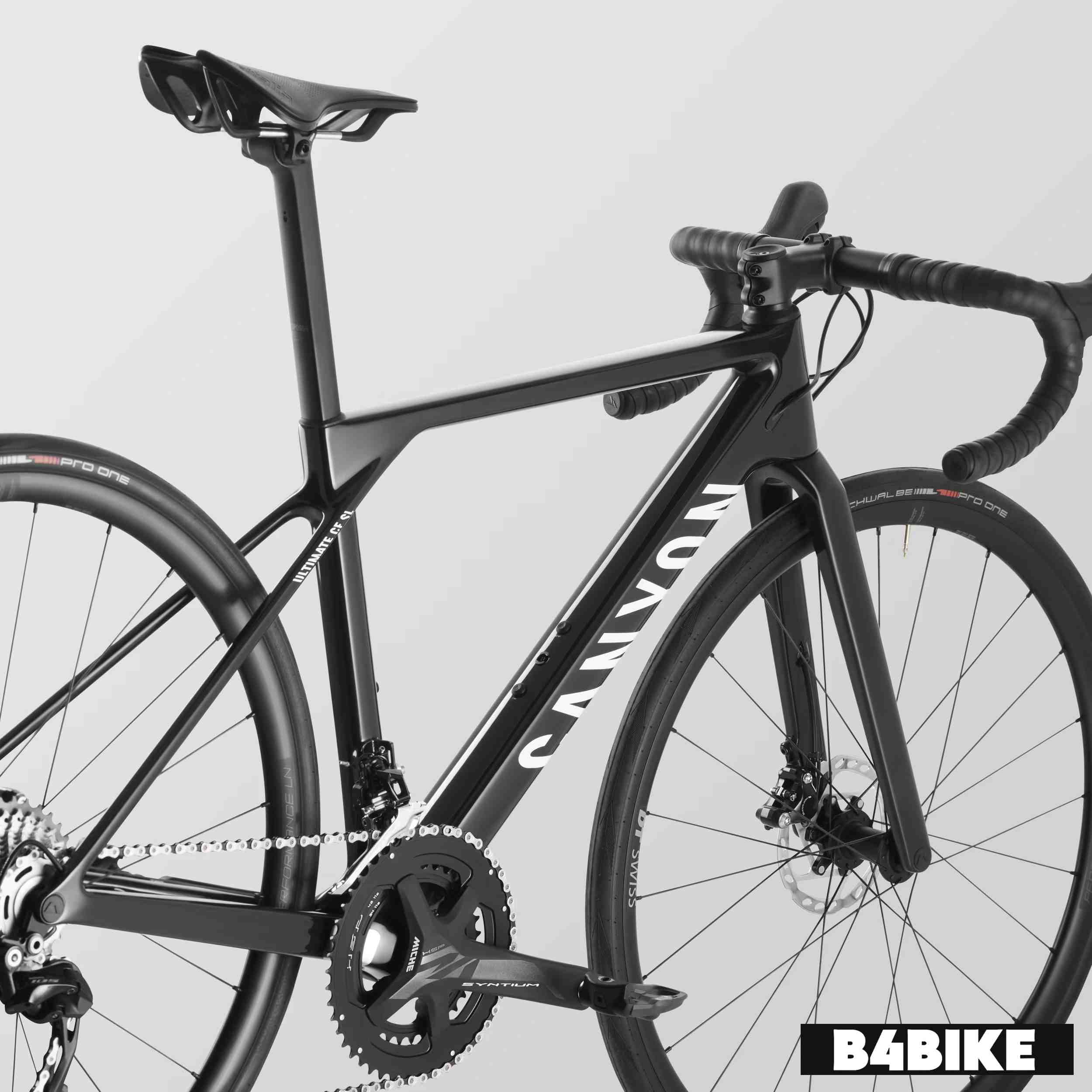 Canyon Ultimate CF Young Hero