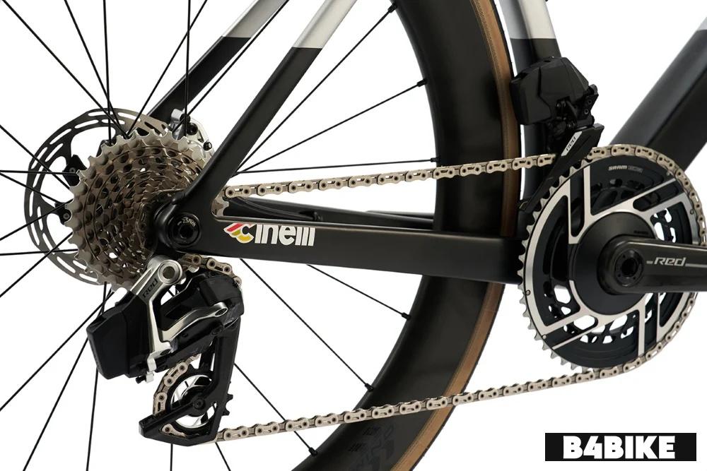 Cinelli Aeroscoop SRAM Red AXS