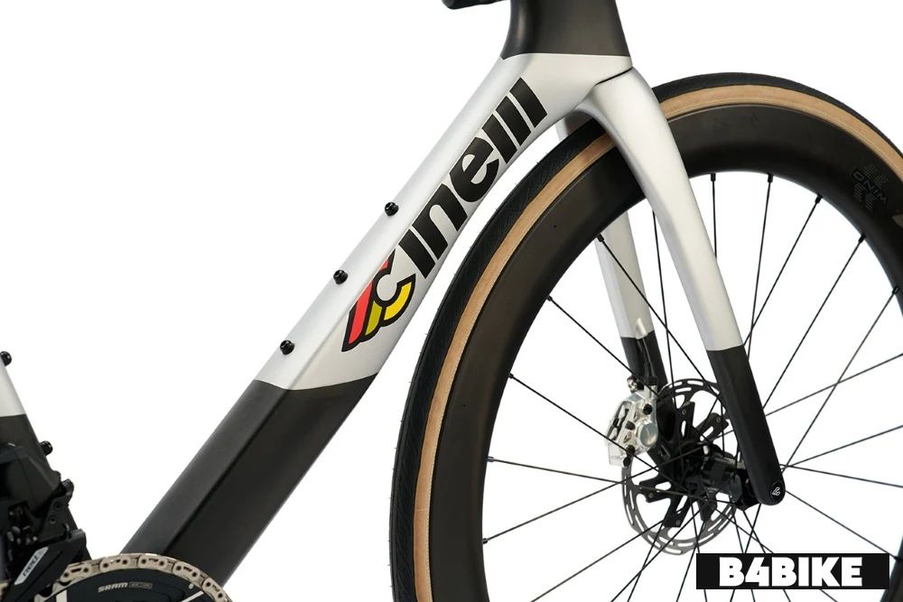 Cinelli Aeroscoop SRAM Red AXS