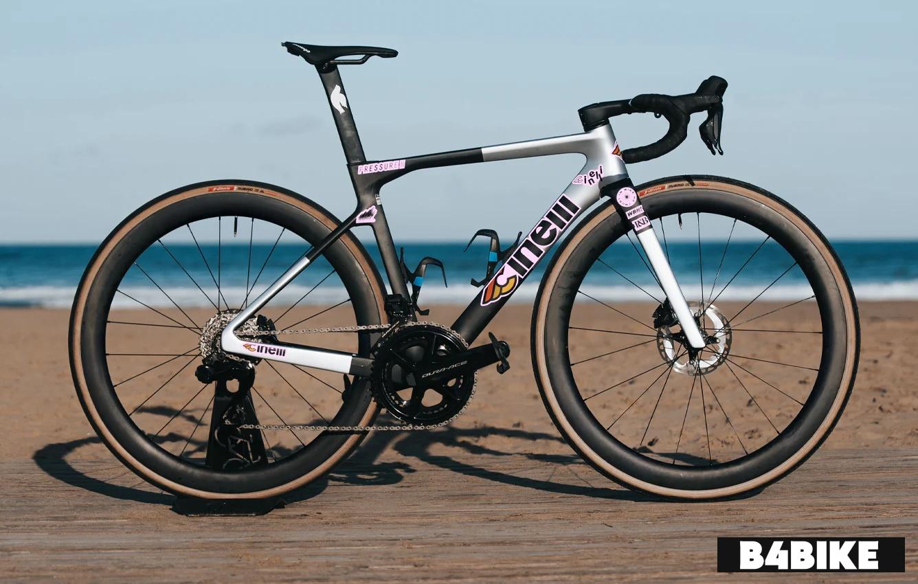 Cinelli Pressure 2 Dura-Ace Disc DI2 Team Edition 26