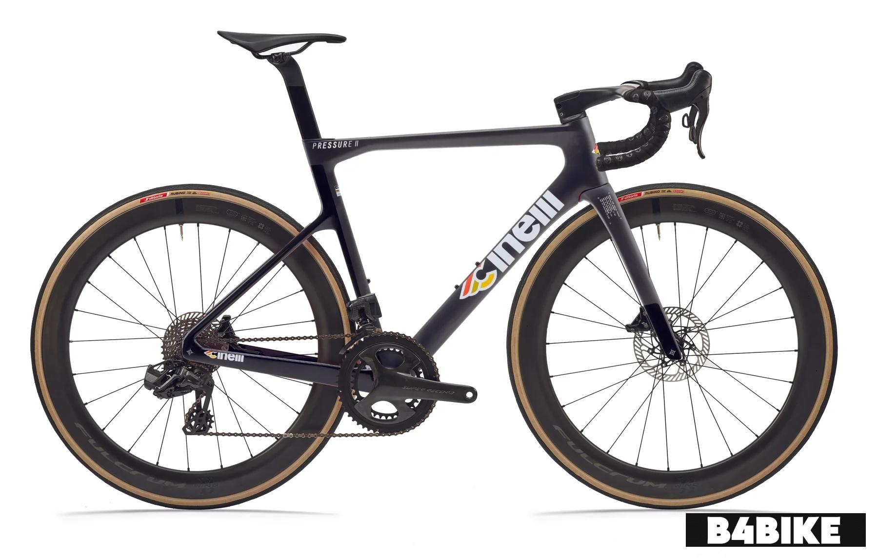 Cinelli Pressure 2 - Super Record WRL 13S Triple Black