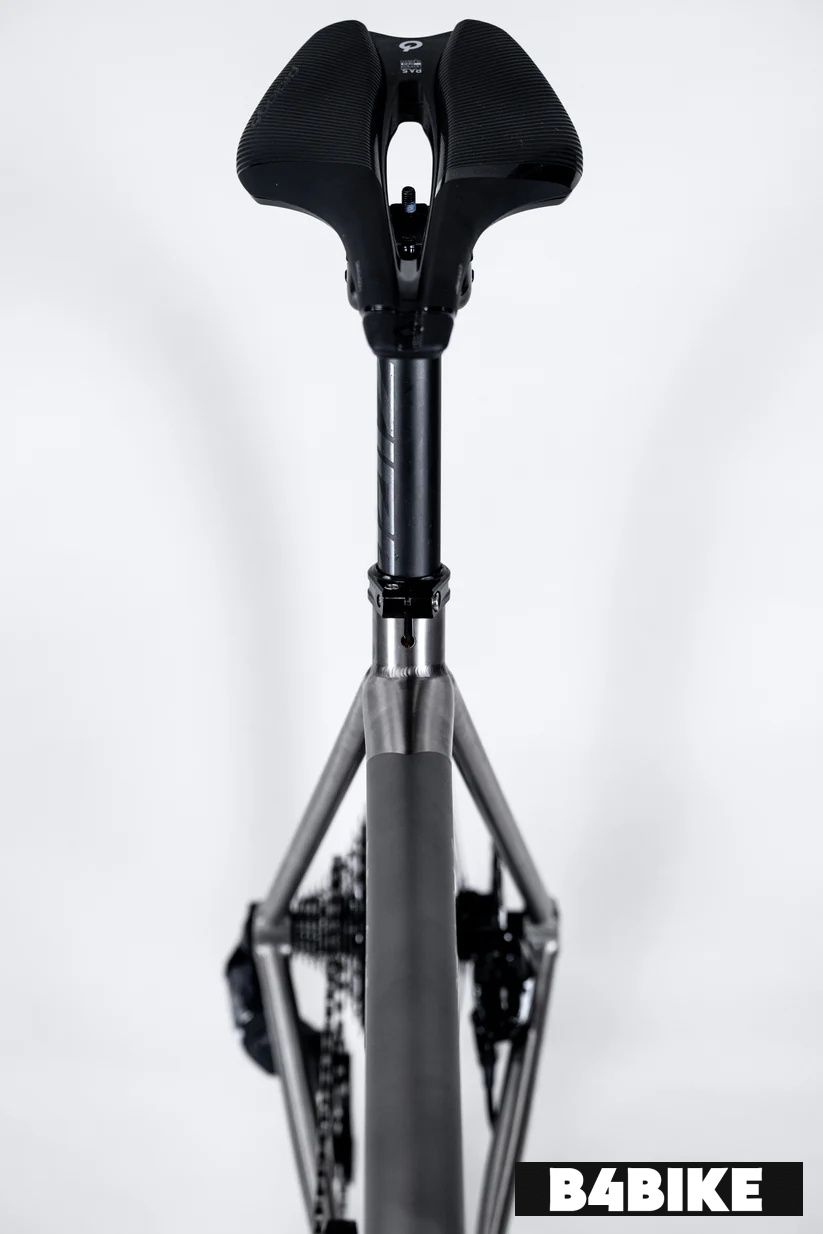 Curve Belgie Disc SRAM Red AXS eTap 12 sp