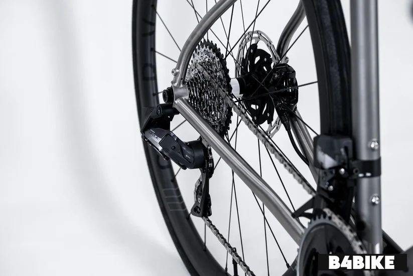 Curve Belgie Ultra SRAM Force AXS 12 sp