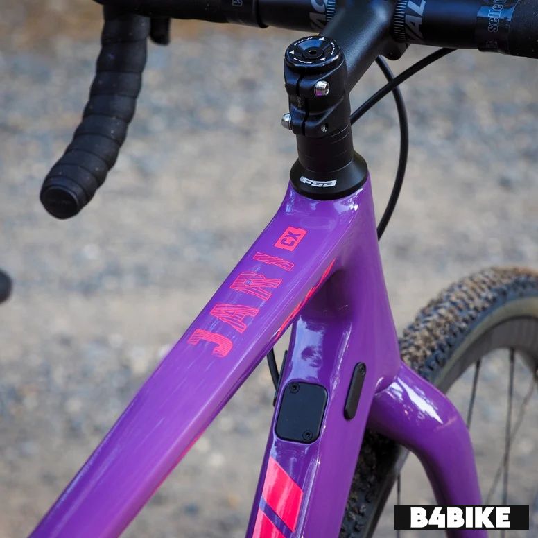 Fuji Jari Carbon CX