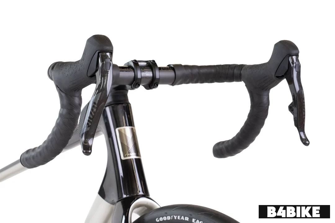Parlee Ouray SRAM Rival AXS
