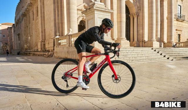 Pinarello X3 SRAM Rival AXS