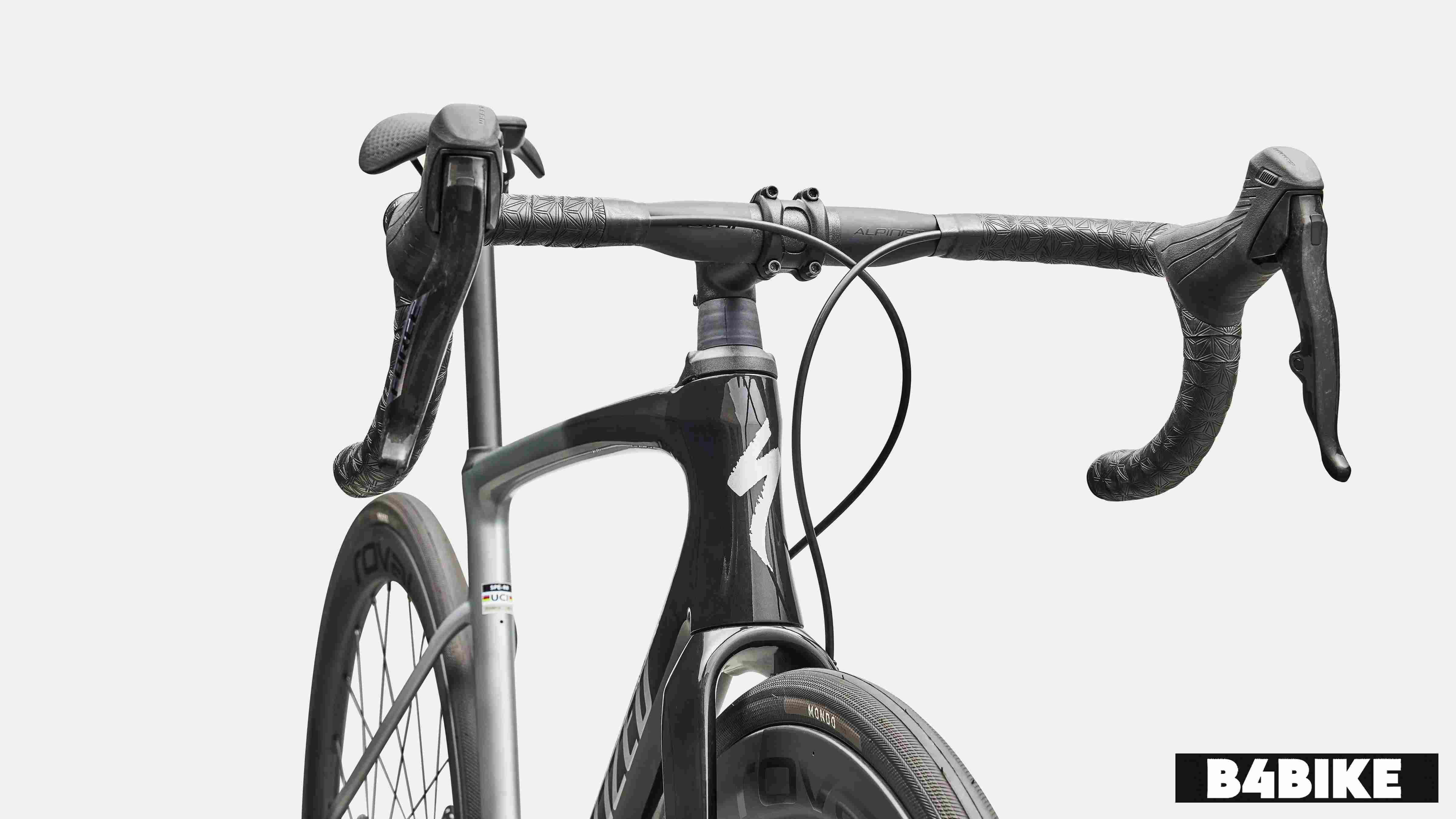 Specialized Roubaix SL8 Pro SRAM Force AXS