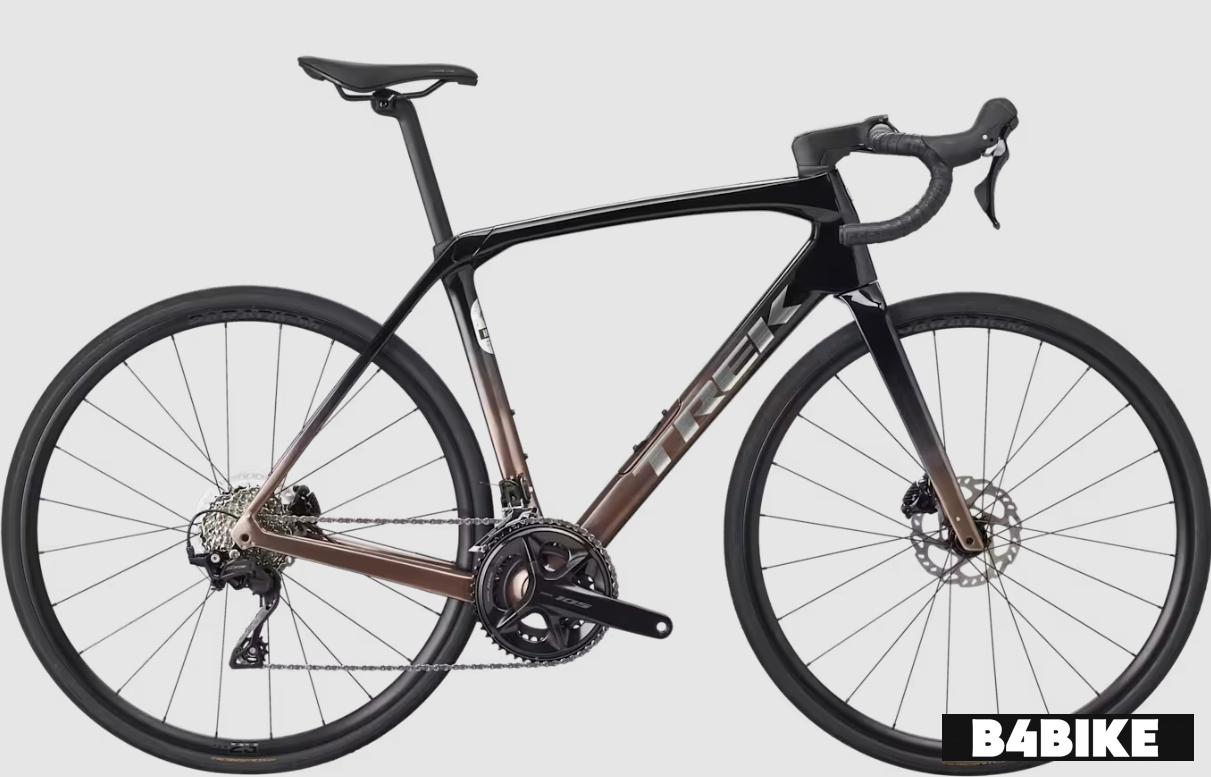 Trek Domane SL 5 Gen 4 Dark Star to Bronze Age Fade
